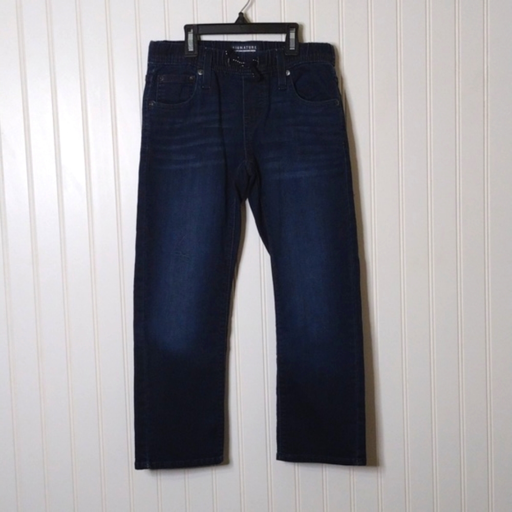 Signature gold Levi Strauss and co.